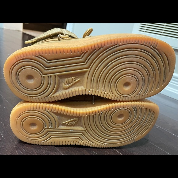 Boys Nike Air Force 1 Sneakers size 3Y US - Picture 4 of 6